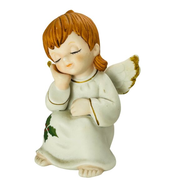 Vintage Lefton Sleeping Girl Angel Figurine Holly Accent Design - Picture 1 of 9